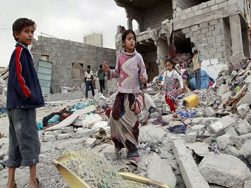 سفر آنجلینا جولی به یمن/حمله هوایی رژیم اسرائیل به حومه دمشق/ انفجار مهیب در پایگاه آمریکا در شمال شرق سوریه/ افتتاح نمایشگاه صنایع دفاعی جهان در عربستان