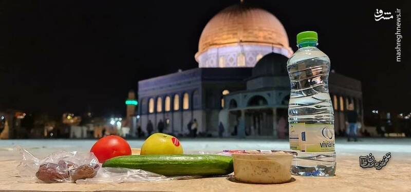                                                    تصویری زیبا از سحر ماه رمضان در بیت المقدس                                       