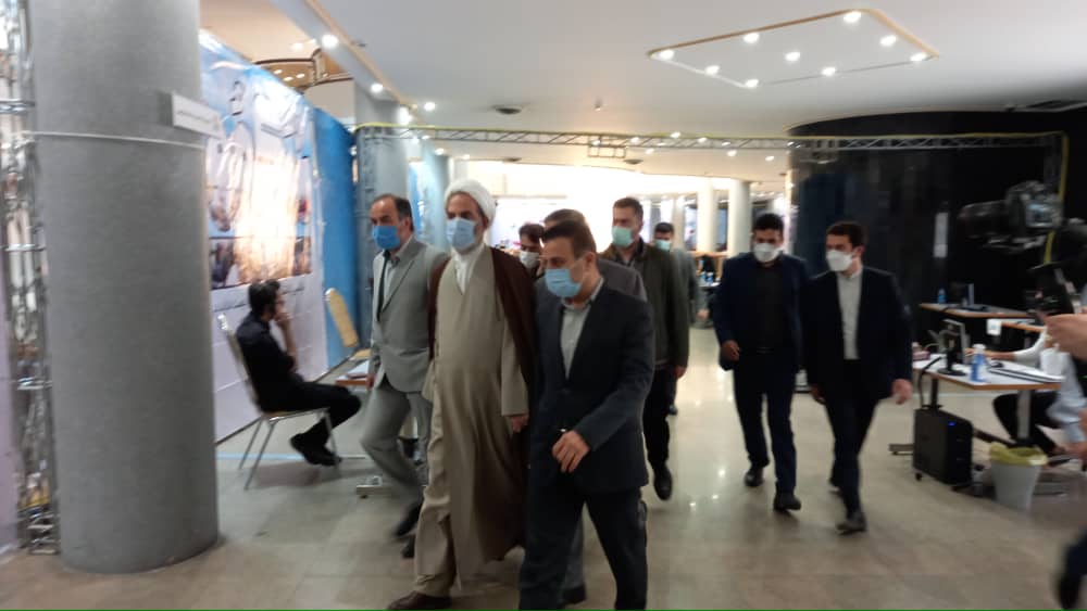 همراه داشتن شناسنامه، شماره ملی، ماسک و خودکار برای رأی دادن الزامی است/ کدام مسئولان تاکنون رأی داده&zwnj;اند؟؛ از خاتمی&zwnj;های چپ و راست تا فرماندهان عالی نظامی/ رضایی، رئیسی و همتی پس از شرکت در انتخابات چه گفتند؟