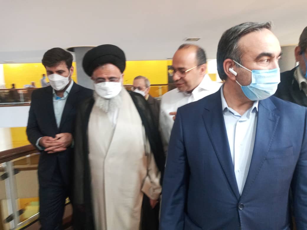 همراه داشتن شناسنامه، شماره ملی، ماسک و خودکار برای رأی دادن الزامی است/ کدام مسئولان تاکنون رأی داده&zwnj;اند؟؛ از خاتمی&zwnj;های چپ و راست تا فرماندهان عالی نظامی/ رضایی، رئیسی و همتی پس از شرکت در انتخابات چه گفتند؟