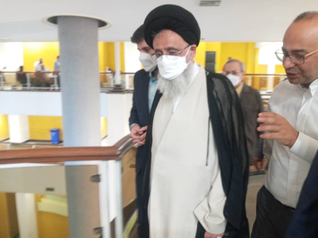 همراه داشتن شناسنامه، شماره ملی، ماسک و خودکار برای رأی دادن الزامی است/ کدام مسئولان تاکنون رأی داده&zwnj;اند؟؛ از خاتمی&zwnj;های چپ و راست تا فرماندهان عالی نظامی/ رضایی، رئیسی و همتی پس از شرکت در انتخابات چه گفتند؟