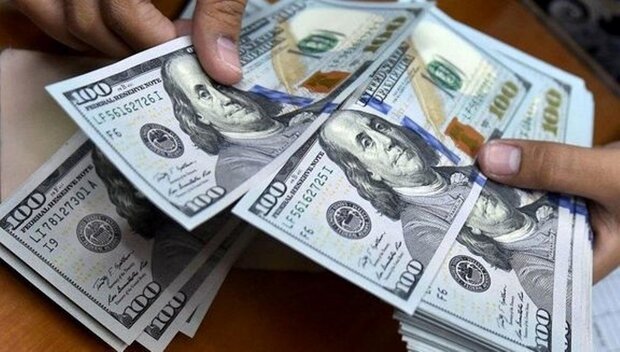 قیمت دلار در بازار امروز یکشنبه ۱۰ مرداد ۱۴۰۰/ نرخ رسمی انواع ارز در بانک مرکزی