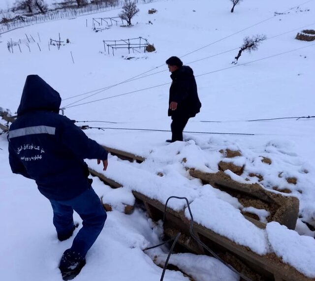 برف برق ۶۰ روستای کهگیلویه و بویراحمد را قطع کرد