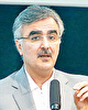فرزین: وارد بازار فردایی خواهیم شد تا نتوانند نرخ ارز را دستکاری کنند/ انتظارات تورمی بازار را به هم ریخته است/ مذاکرات و گشایش‌های ارزی در راه است/ دلار آرام می‌گیرد