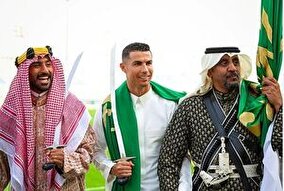 فیلم رقص شمشیر رونالدو در جشن عربستان سعودی