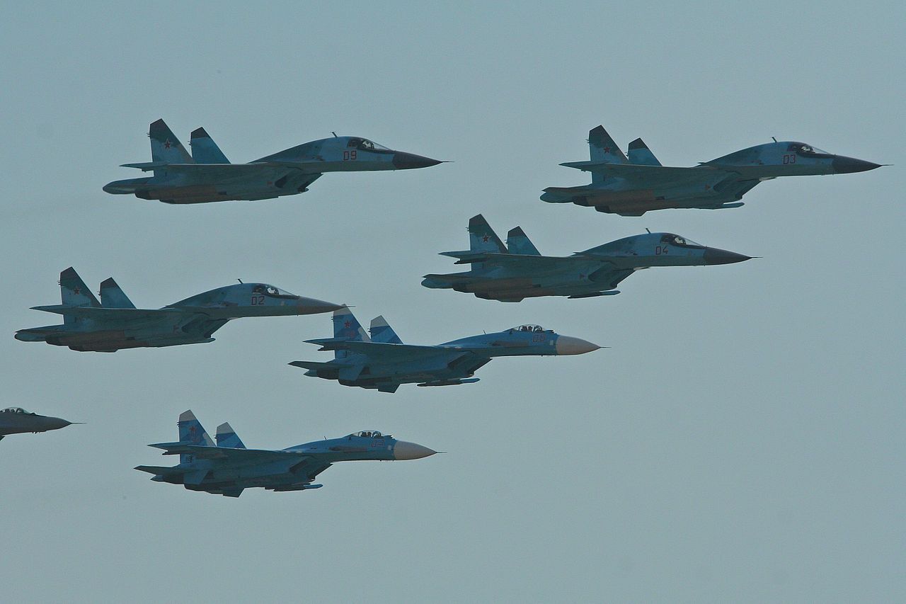 ادعای وزارت دفاع انگلیس درباره ضعف نیروی هوایی روسیه/زلنسکی: حملات روسیه تشدید خواهد شد
