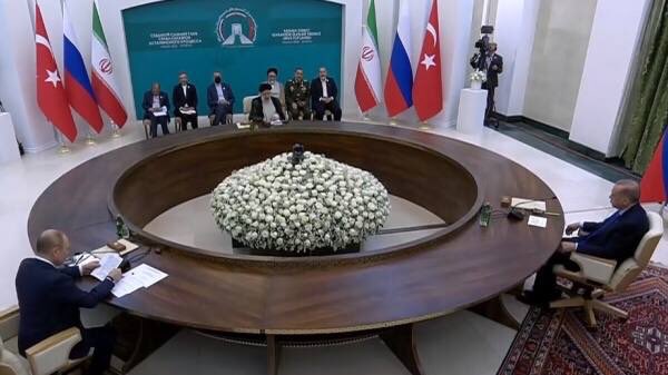 برگزاری نشست روسای جمهور ایران، روسیه و ترکیه درباره سوریه/ رئیسی: آمریکا فورا از سوریه خارج شود