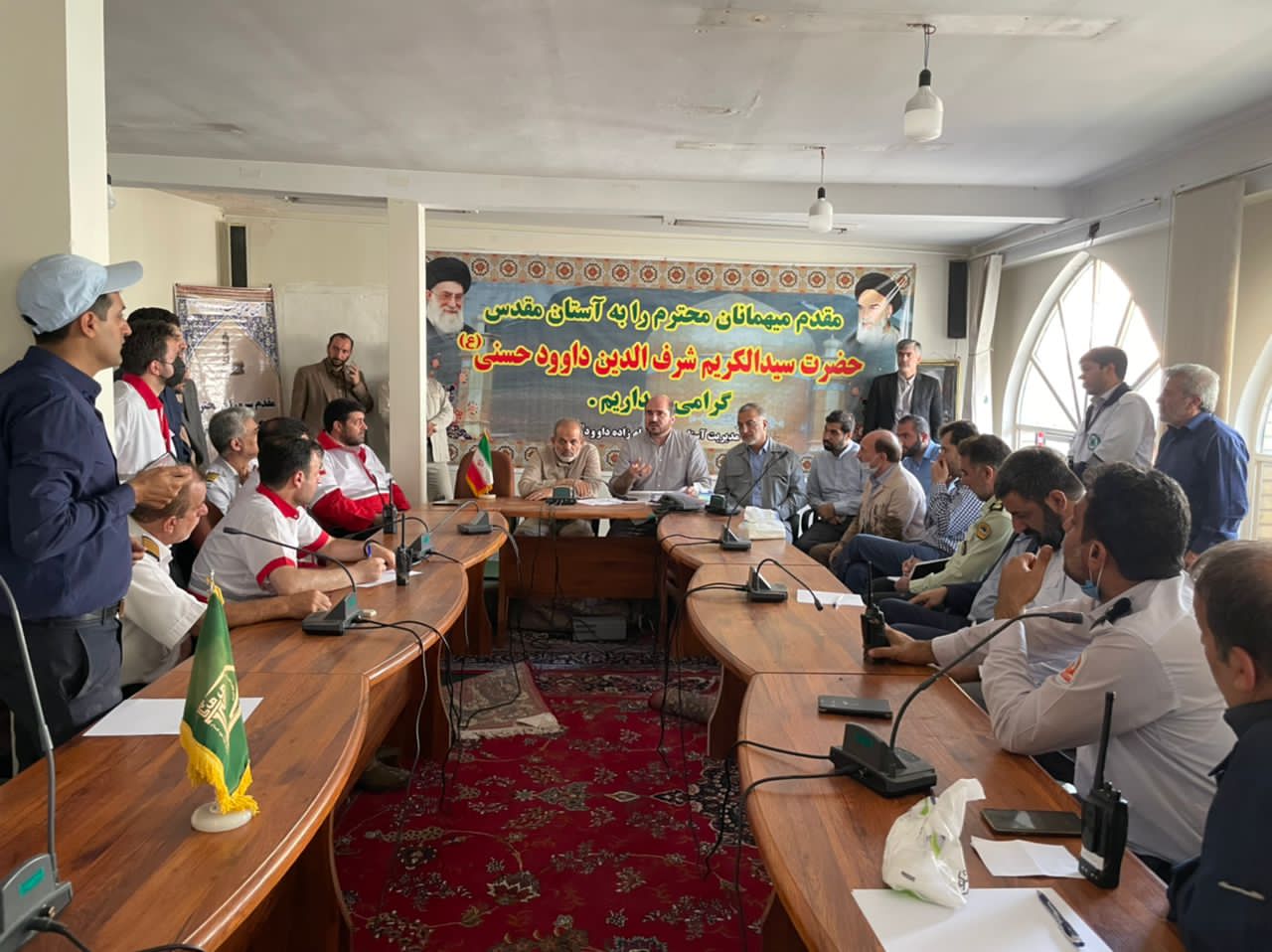 تشکیل جلسه ستاد بحران با حضور وزیر کشور/ افزایش شمار جان باختگان به ۴ تن/ جاده تهران- امامزاده داوود مسدود شد/ دستور رئیس&zwnj;جمهور برای امدادرسانی به سیل&zwnj;زدگان امامزاده داوود (ع)