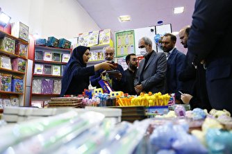 «ایران‌نوشت» نماد مهم استقلال فرهنگی کشور/ باید سهم بازار نوشت‌افزار ایرانی به صد درصد برسد