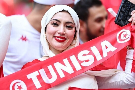 پوشش زنان تونسی در جام جهانی ۲۰۲۲ قطر