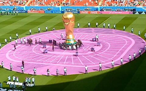 جام جهانی 10 متری در زمین بازی ایران و ولز