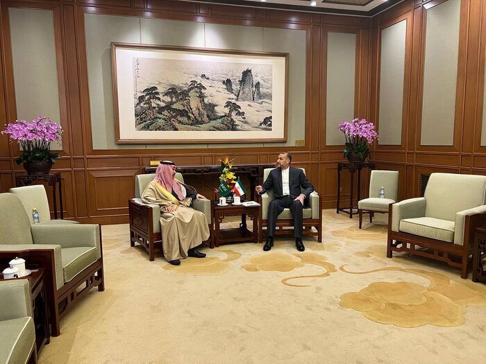 دیدار وزرای خارجه ایران و عربستان در پکن+ عکس/ بیانیه مشترک میان دو کشور امضا شد+ متن بیانیه