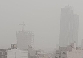 با سمی شدن هوا و عبور شاخص آلودگی هوا از همه مرزها، مدارس مشهد تعطیل شد!