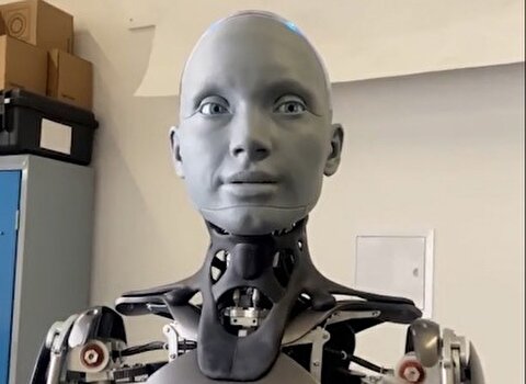 پیشگویی‌های ربات انسان‌نما درباره آینده