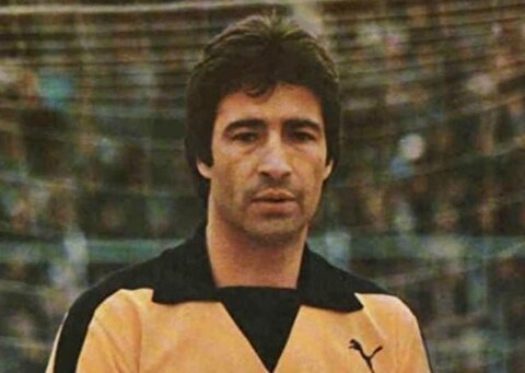 تنها بازیکن ایرانی که برای منچستریونایتد بازی کرد