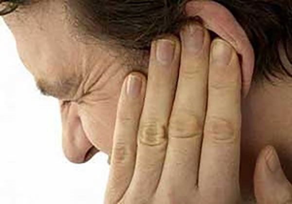 علائم عفونت گوش را بدانید