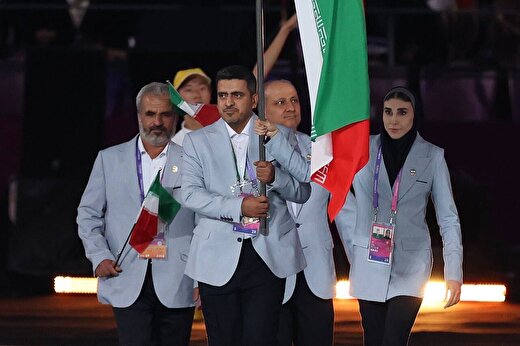 رژه کاروان ایران در هانگژو و نمایش برج آزادی