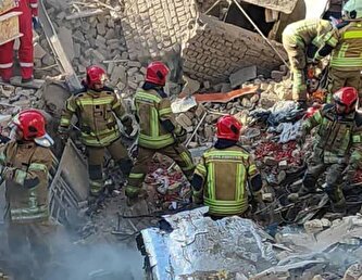 انفجار مواد محترقه در فردیس، جان ۲ تن را گرفت و تخریب کامل ۳ ساختمان را در پی داشت/ مجروح شدن دو آتش نشان در انفجار دوم