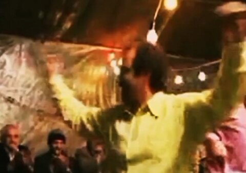 ویدیوی رقص محسن تنابنده با آهنگ صادق بوقی
