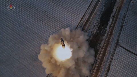 لحظه پرتاب موشک عظیم اتمی کره شمالی