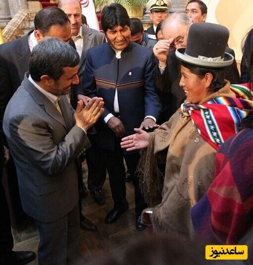 شگرد جالب محمود احمدی نژاد برای دست ندادن با زنان