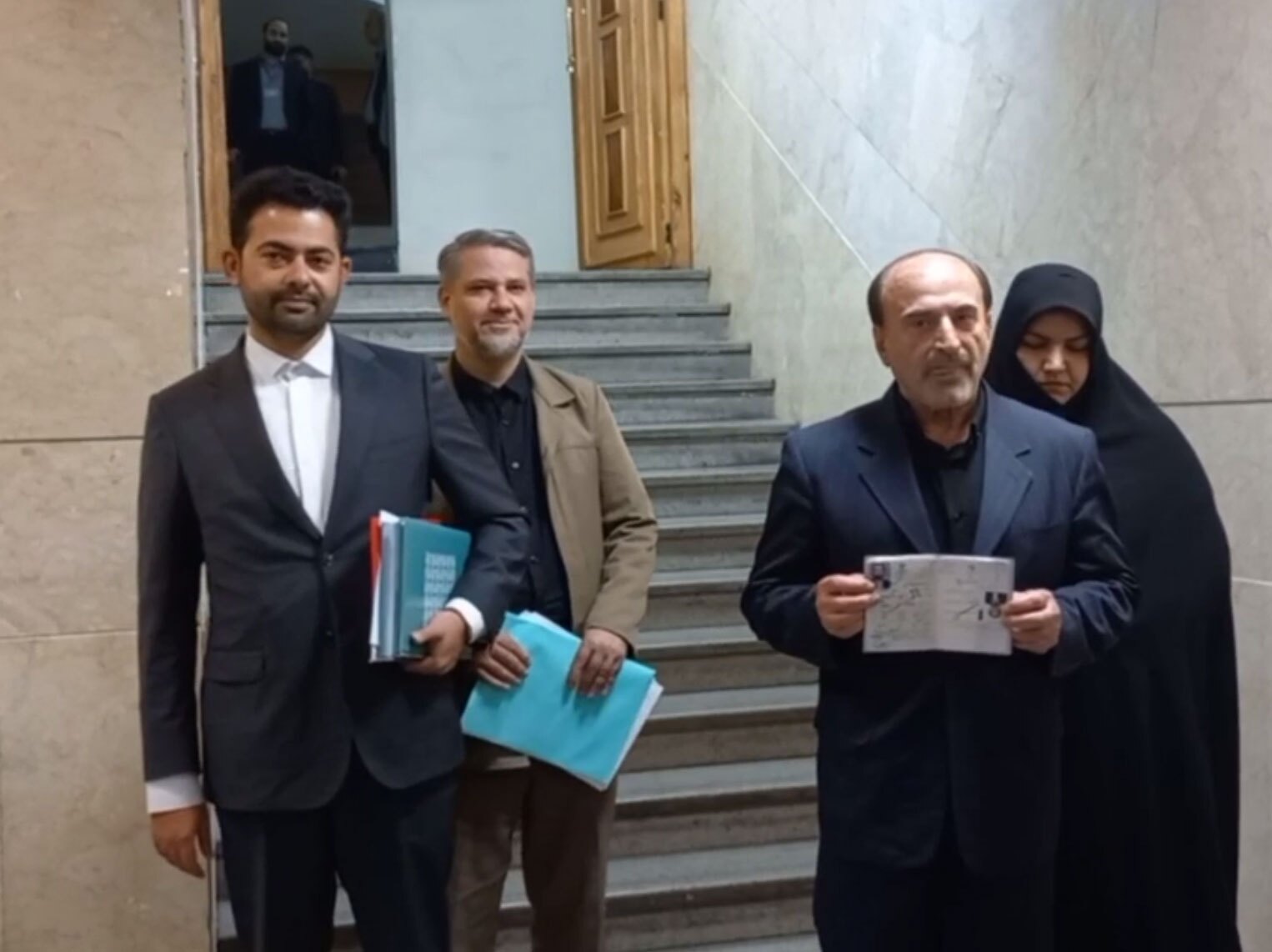 اسحاق جهانگیری معاون اول حسن روحانی رسماً ثبت نام کرد / قالیباف هم ثبت نام می کند؟ / سعید محمد و محمدرضا عارف از کاندیداتوری انصراف دادند اسحاق جهانگیری معاون اول حسن روحانی رسماً ثبت نام کرد / قالیباف هم ثبت نام می کند؟ / سعید محمد و محمدرضا عارف از کاندیداتوری انصراف دادند