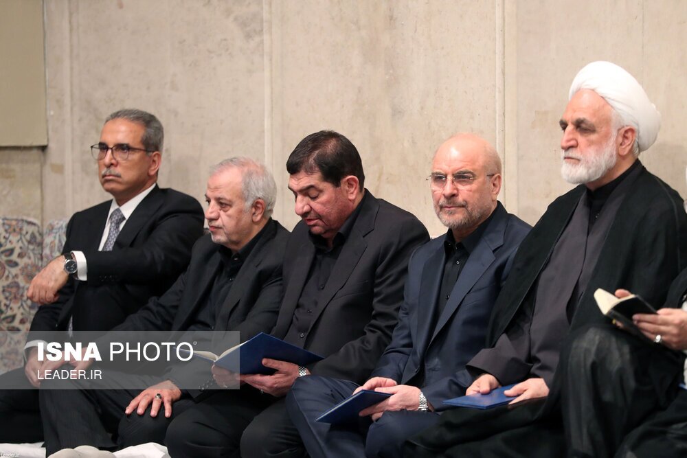 برگزاری مراسم بزرگداشت رئیس&zwnj;جمهور و همراهانش از سوی رهبر انقلاب