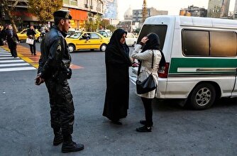 معاون رئیس جمهور اسبق پاسخ می دهد؛ آیا رئیس دولت می تواند پایان گشت ارشاد را اعلام کند؟