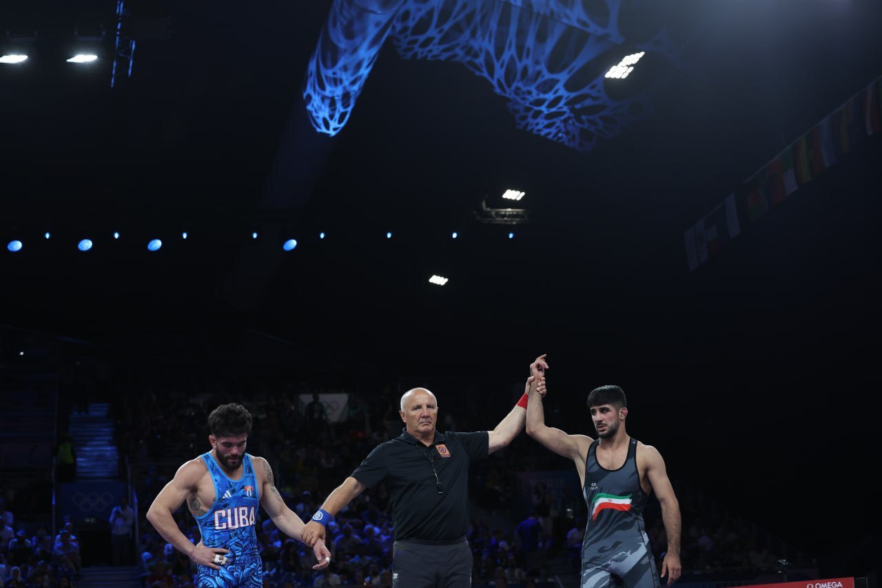 پوشش زنده المپیک ۲۰۲۴ پاریس| شاهکار نعمت&zwnj;زاده در تکواندو با حضور در نیمه&zwnj;نهایی/ مهمدی و اسماعیلی یک قدم تا فینال