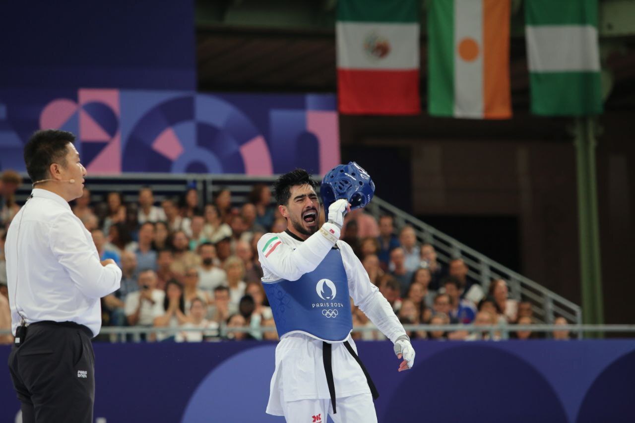 پوشش زنده المپیک ۲۰۲۴ پاریس| صعود برخورداری به نیمه&zwnj;نهایی تکواندو با برد شیرین/ مهار وزنه ۱۶۸ کیلویی از سوی جوادی