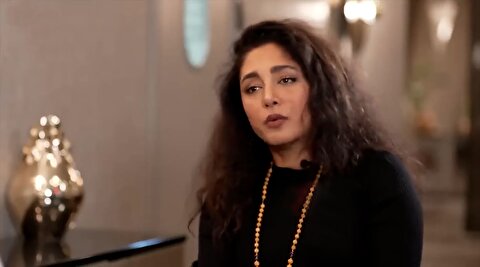 پشیمانی گلشیفته فراهانی: دوست دارم برگردم پیش خانواده‌ام