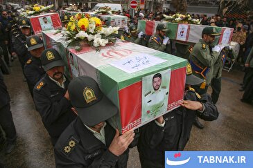عکس: تشییع پیکر ۶ شهید مدافع امنیت در بجنورد