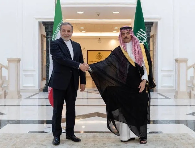 رویکرد اعراب خلیج فارس به ماجراجویی ترامپ علیه ایران؛ پایگاههای آمریکا هدف مشروع ایران هستند