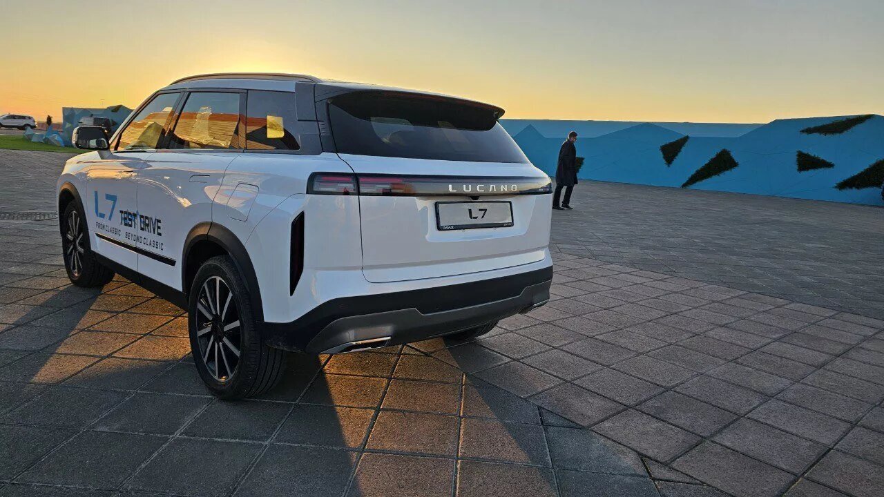 لوکانو L7 پرفروش در اسرائیل در ایران چه می کند ؟؟ لوکانو L7 پرفروش در اسرائیل در ایران چه می کند ؟؟