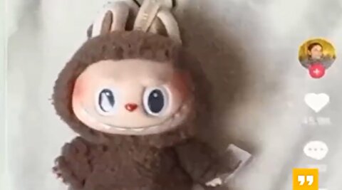 چگونه عروسک لبوبو سود میلیارد دلاری برای چین ساخت؟