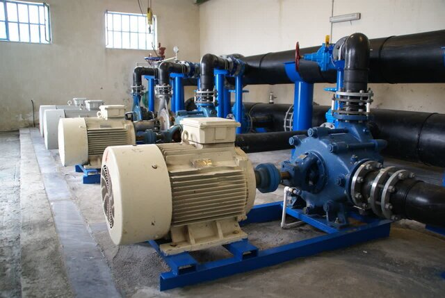 شیرینسازی آب دریا، راهحلی موقت یا بلندمدت؟ شیرینسازی آب دریا، راهحلی موقت یا بلندمدت؟