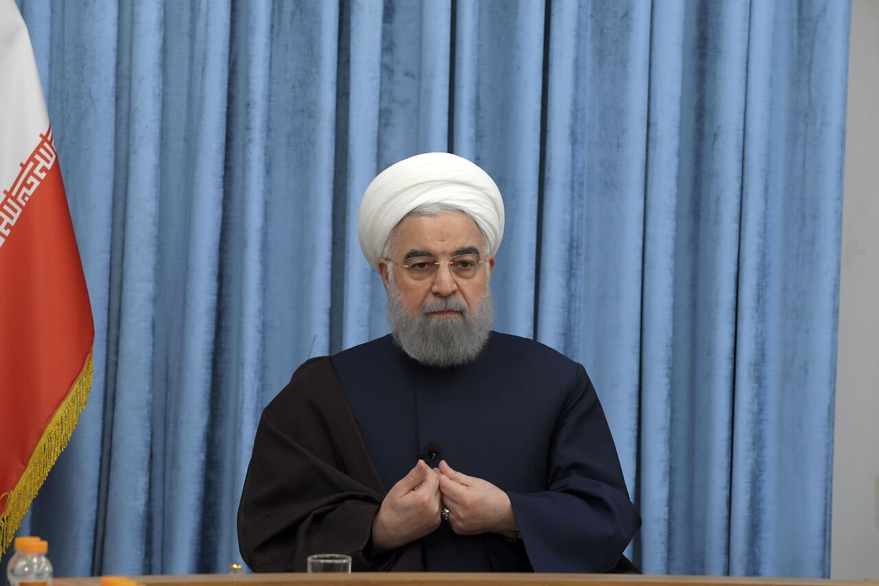 روحانی: لجبازی با مردم، کشور را به بنبست میبرد