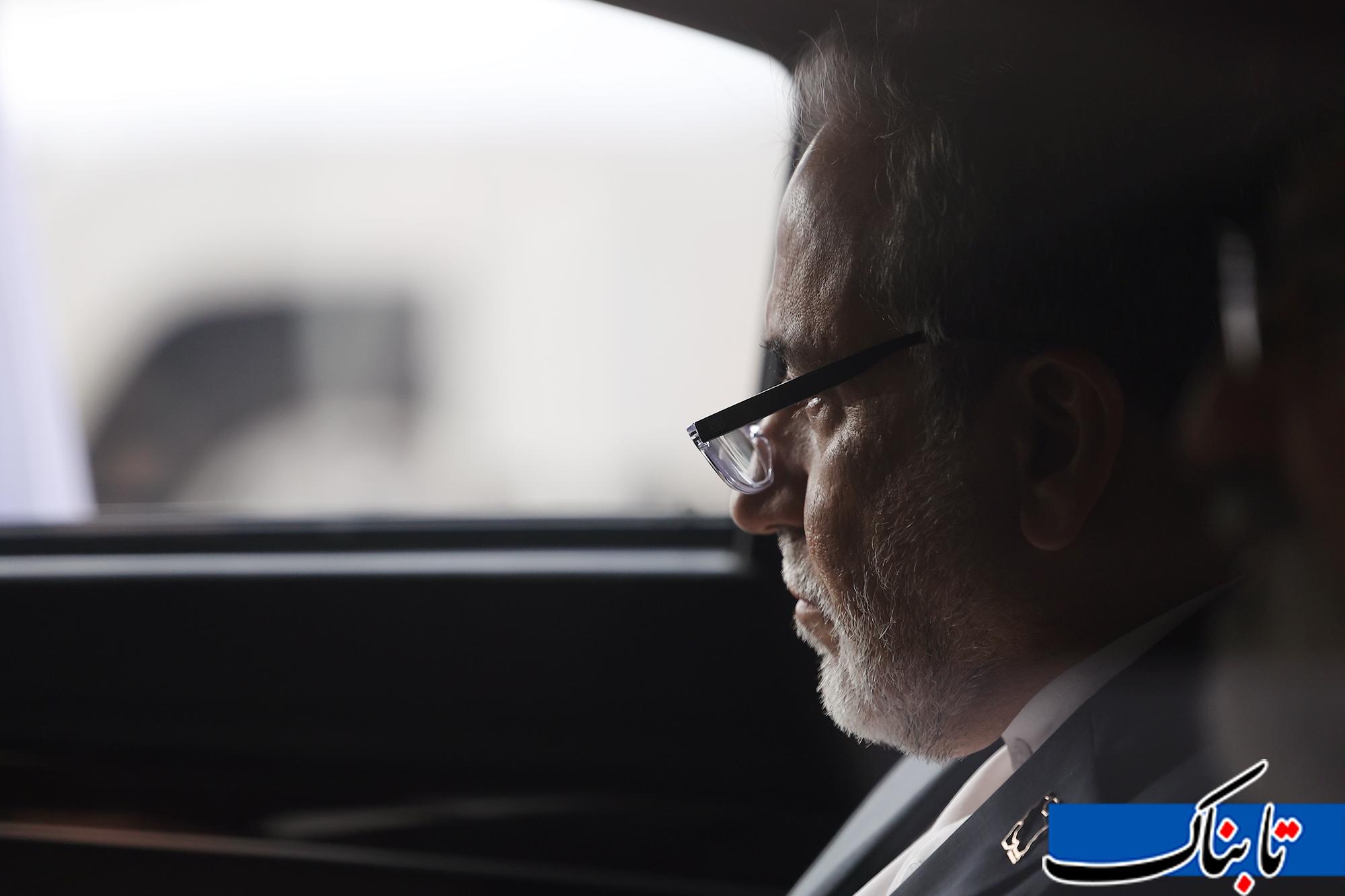 از طبس تا عرشه ناو/ دیپلماسی در شرایط شبه جنگی پیام می‌خواهد، نه لبخند