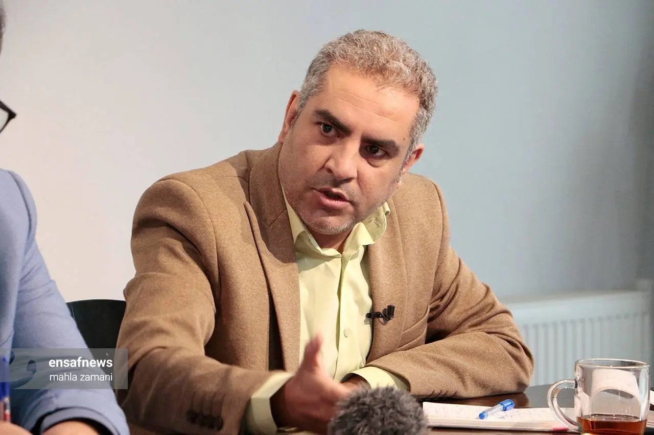 توقیف هم‌میهن یعنی دعوت رسمی به نشر اکاذیب