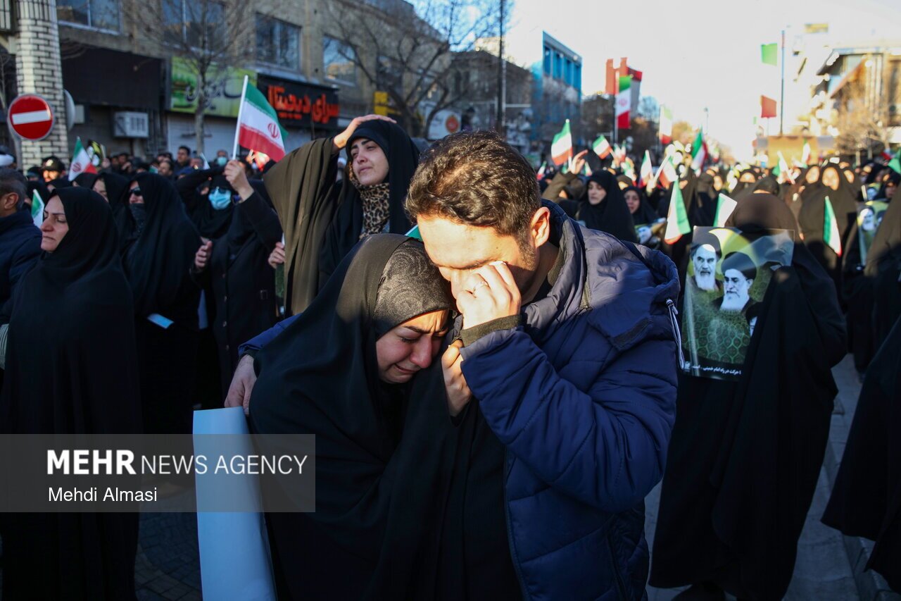 اجتماع مردم خشمگین در ایران و کشورهای منطقه