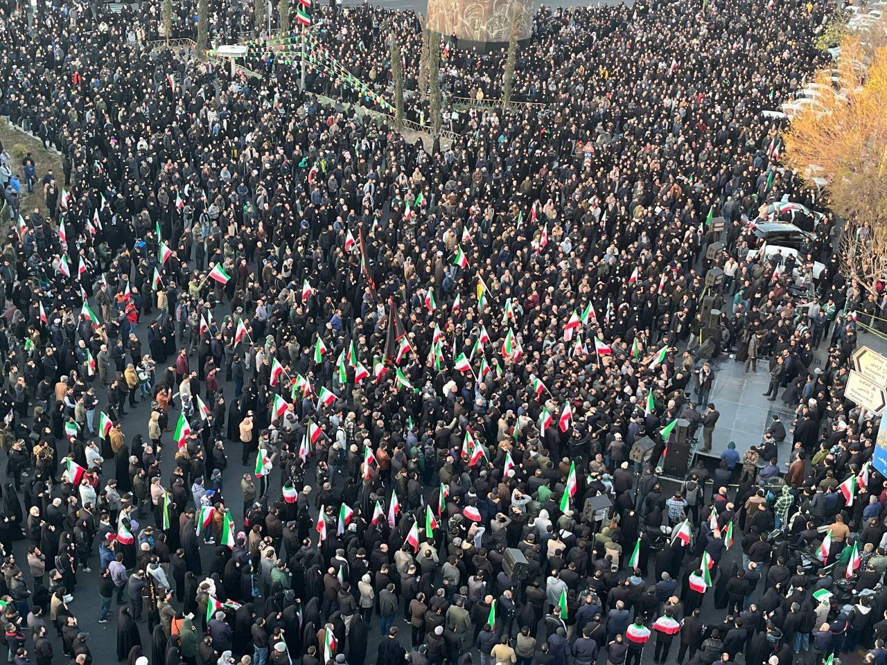 اجتماع مردم خشمگین در ایران و کشورهای منطقه