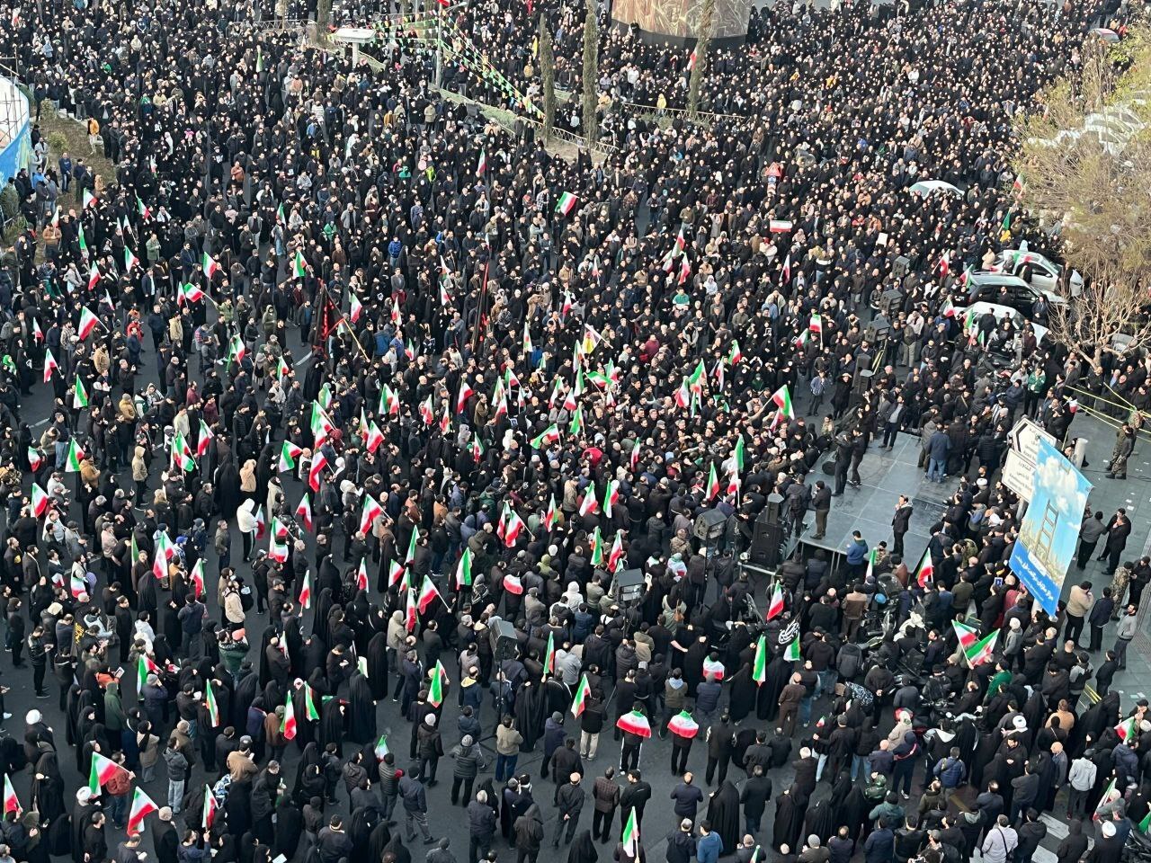 اجتماع مردم خشمگین در ایران و کشورهای منطقه