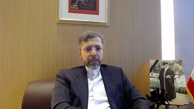 اجتماع مردم عزادار و سوگوار رهبر شهید انقلاب/آخرین تحولات در کشور/ بروزرسانی می شود