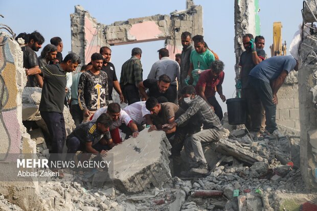 اجتماع مردم عزادار و سوگوار رهبر شهید انقلاب/آخرین تحولات در کشور/ بروزرسانی می شود