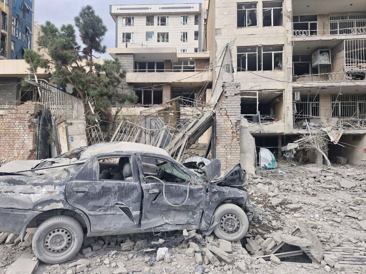 روز سوم جنگ / آخرین اخبار مقاومت ملی ایرانیان در برابر تجاوز آمریکایی صهیونی/ بروزرسانی می شود