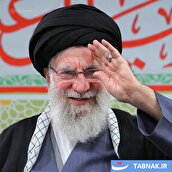آیت الله سید علی حسینی خامنه‌ای رهبر شهید انقلاب