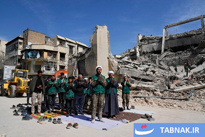 عکس:عزت و همدلی ایرانی در میدان نبرد