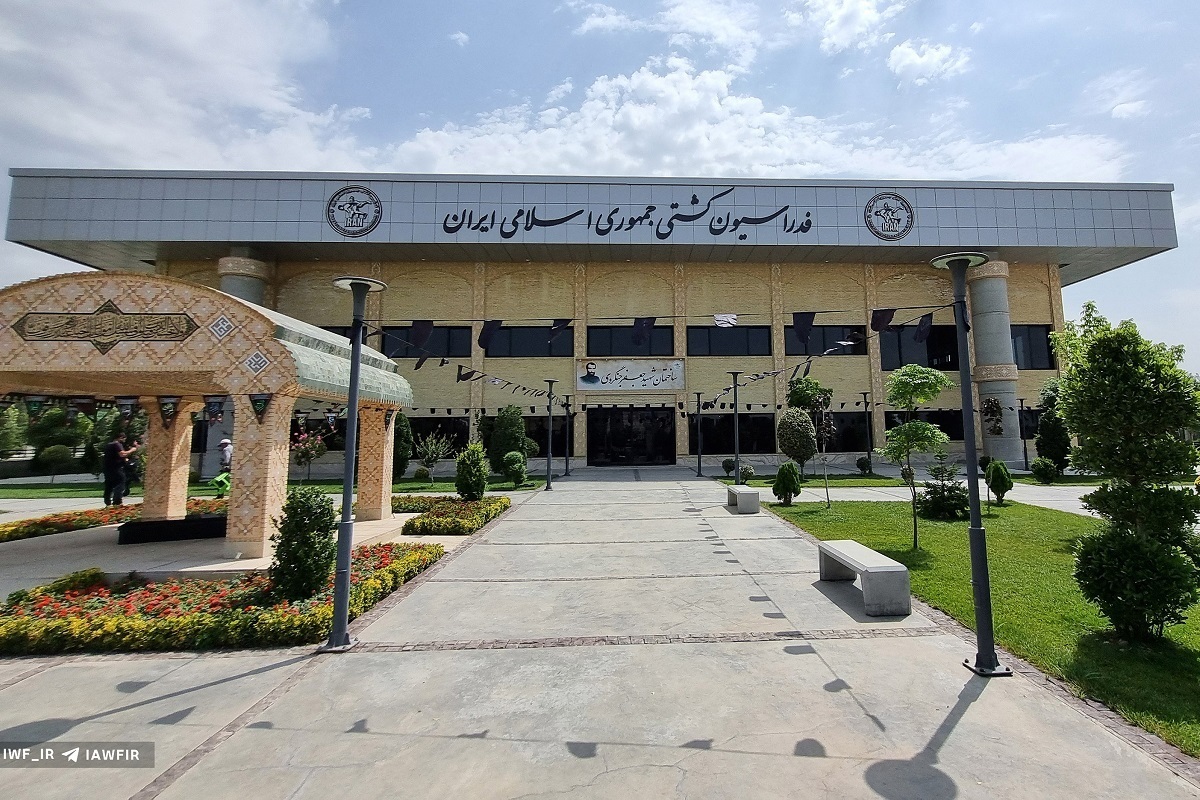 دبیر: افتخار می&zwnj;کنم که ورزشکار حکومتی&zwnj;ام/ در پرونده نوید افکاری دنبال گرفتن رضایت بودیم/ گرین کارت آمریکا را قبول نکردم!