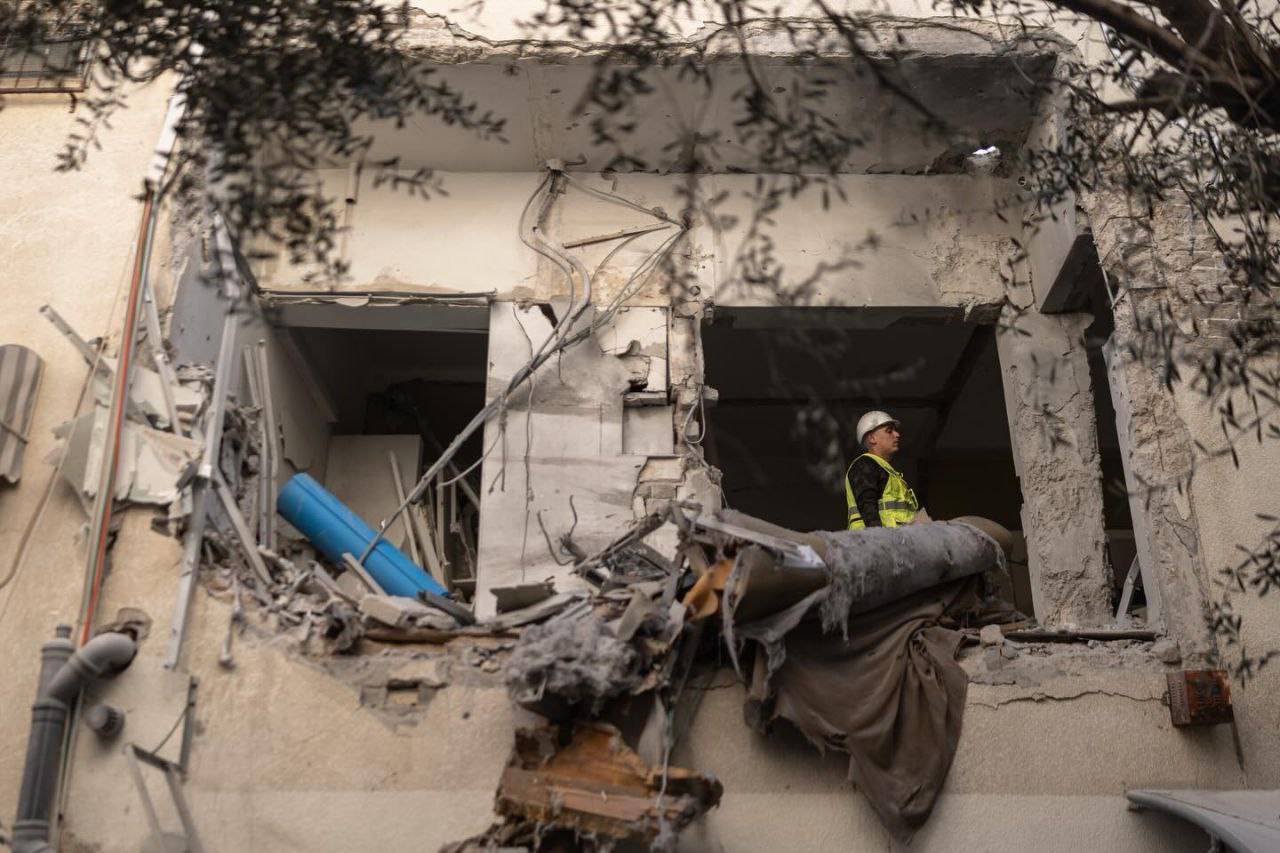 روز نهم / شاهکار موشک های ایران در سرزمین های اشغالی/آغاز موج 28 عملیات وعده صادق4/ به روزرسانی می شود