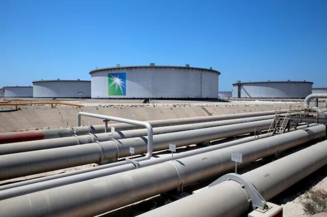 عربستان به فروش در بازار نقدی نفت روی آورد